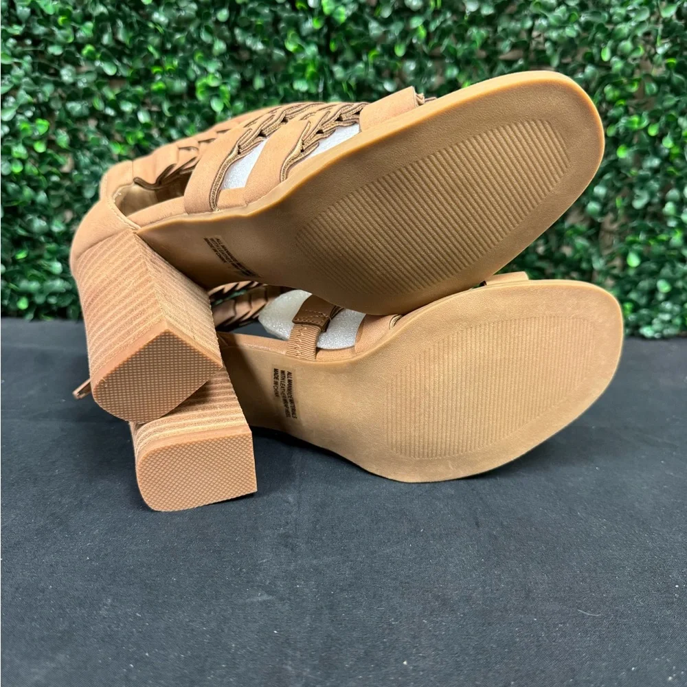 DV BY DOLCE VITA Costa Heel - W8.5